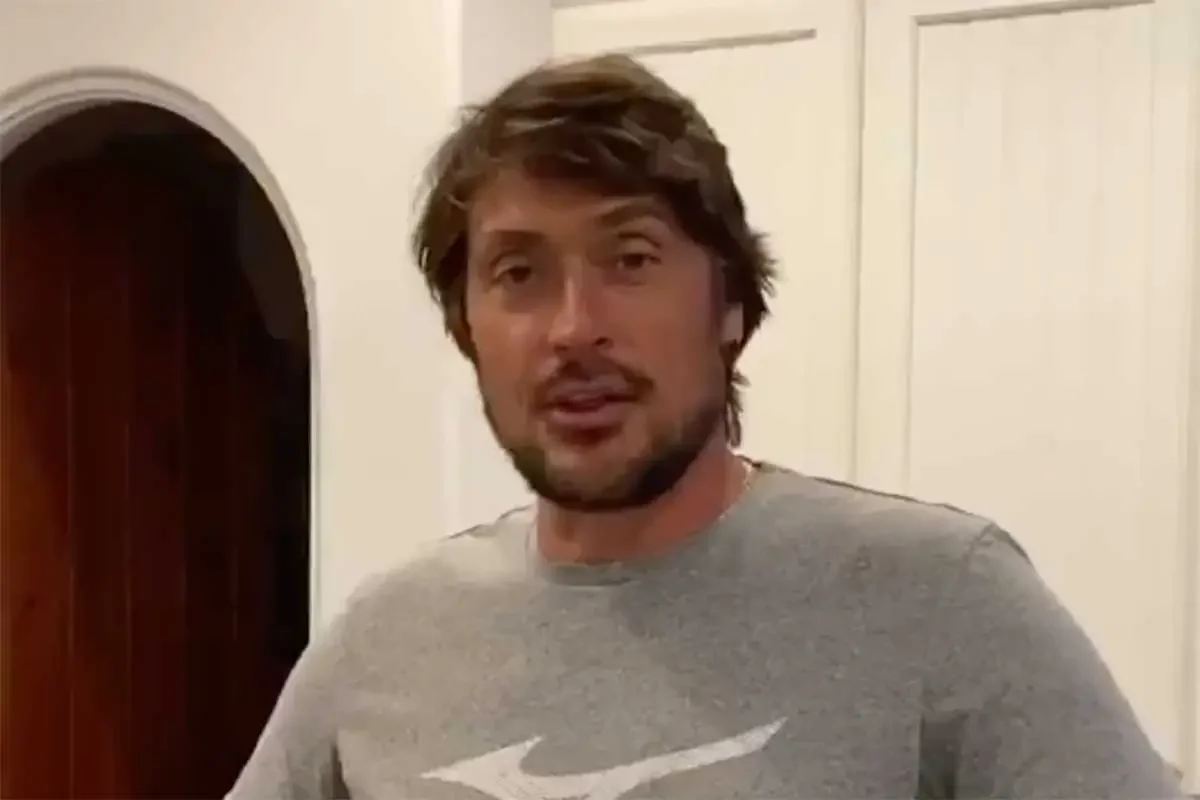 Selanne decries 'embarrassing' refs as Canada edges Finland to reach Olympic final