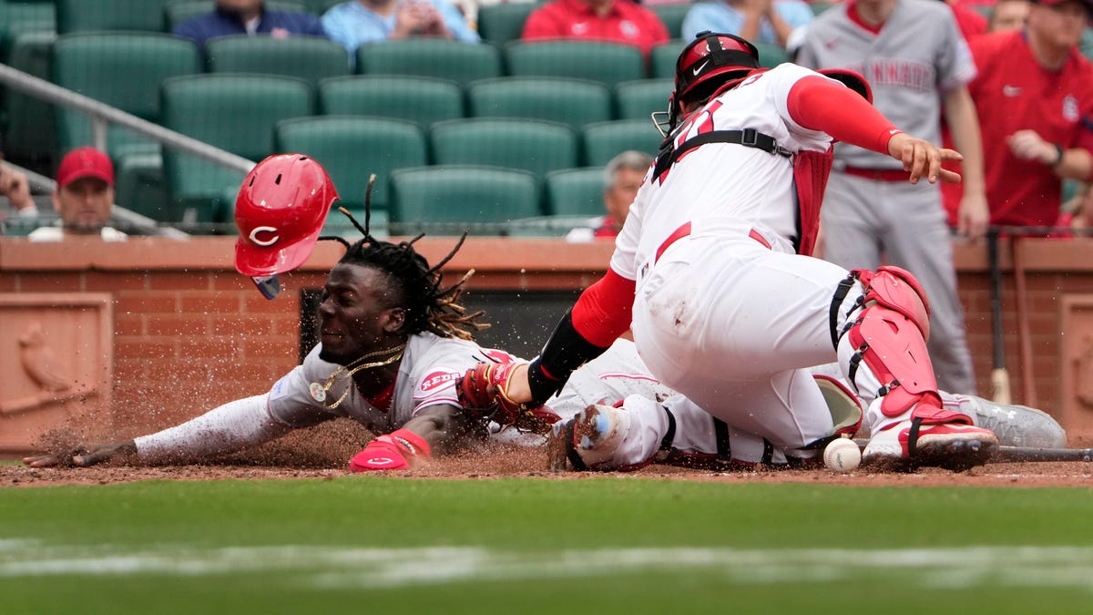 Elly De La Cruz leads Reds to series win over Cardinals.