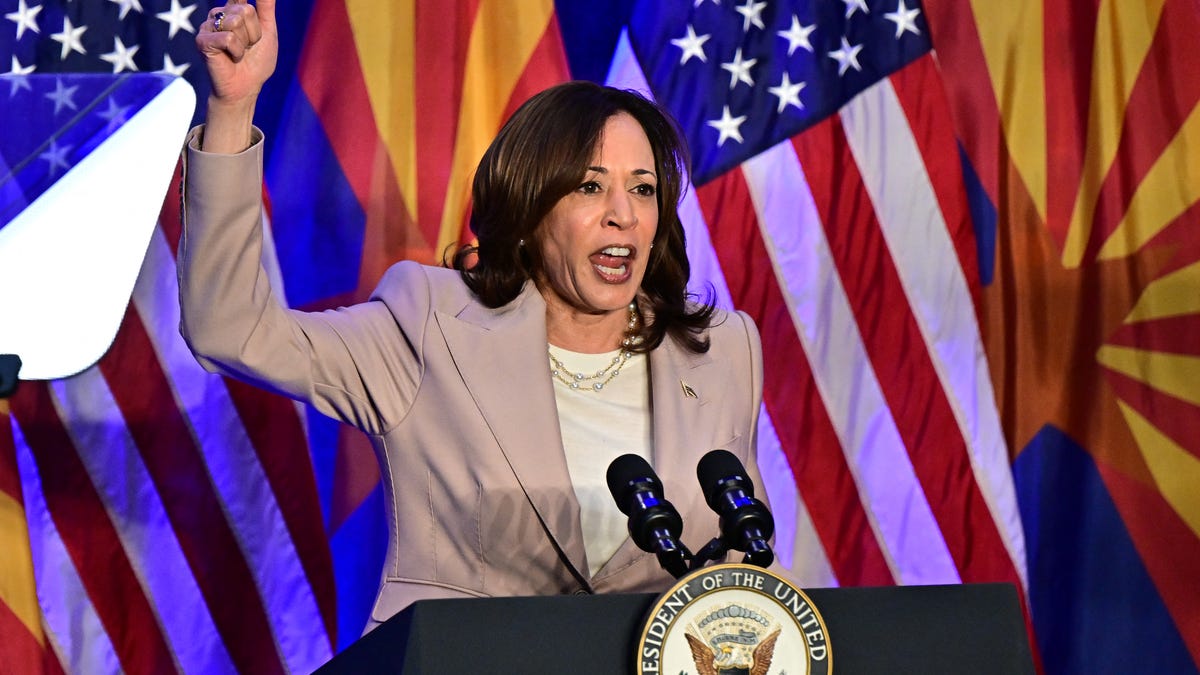 "Kamala Harris Holds Trump Accountable for Arizona's 1864 Abortion Law Reinstatement"
