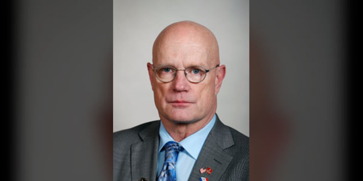 Featured image for "Iowa Criminalizes Illegal Reentry and Public Assistance for Non-Citizens"