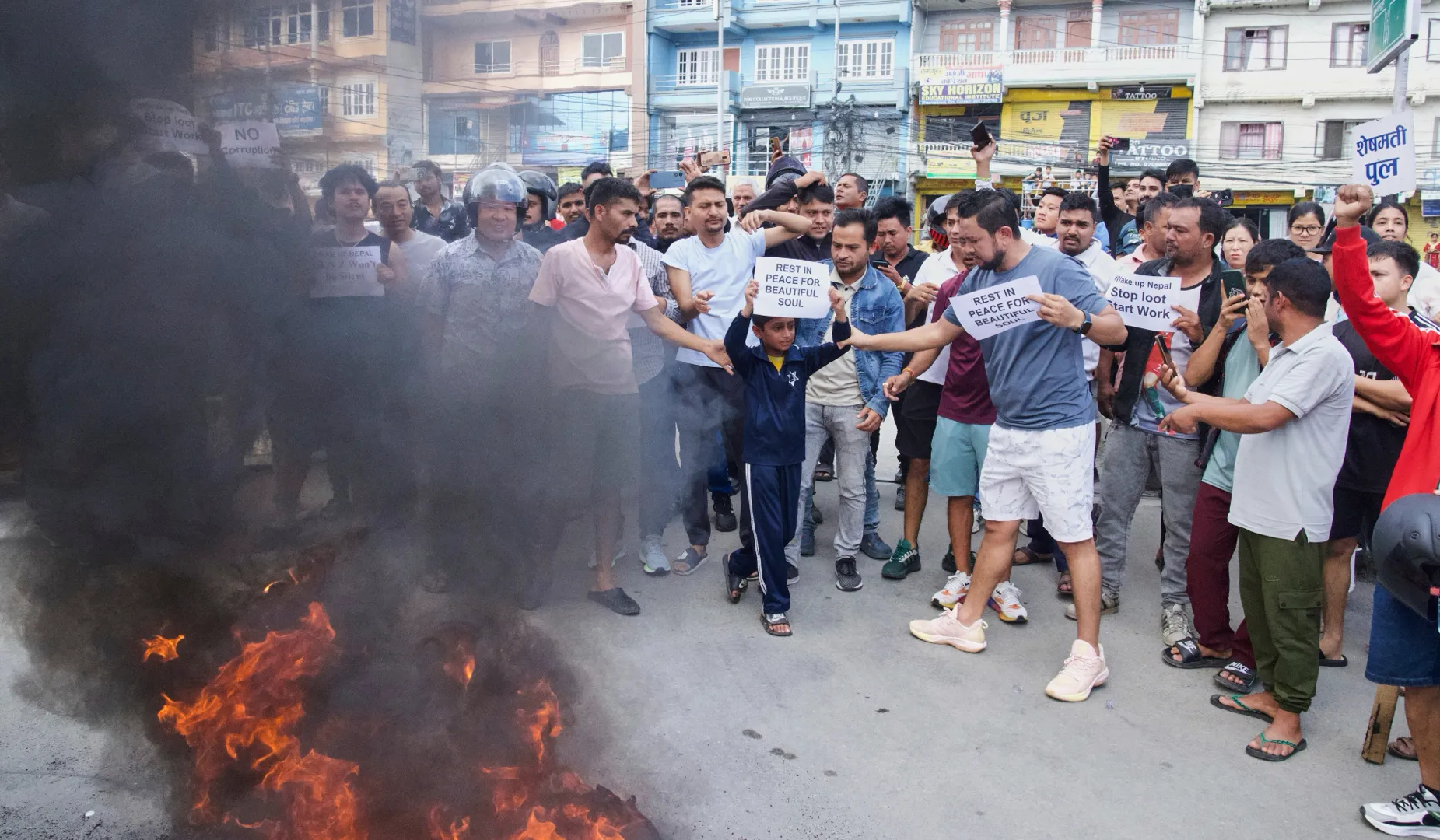Featured image for Nepalese protests escalate as PM Oli resigns amid corruption and nepotism fury