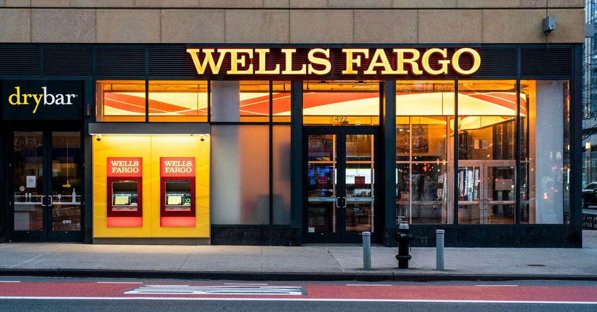 Wells Fargo Launches $30 Billion Share Buyback Program