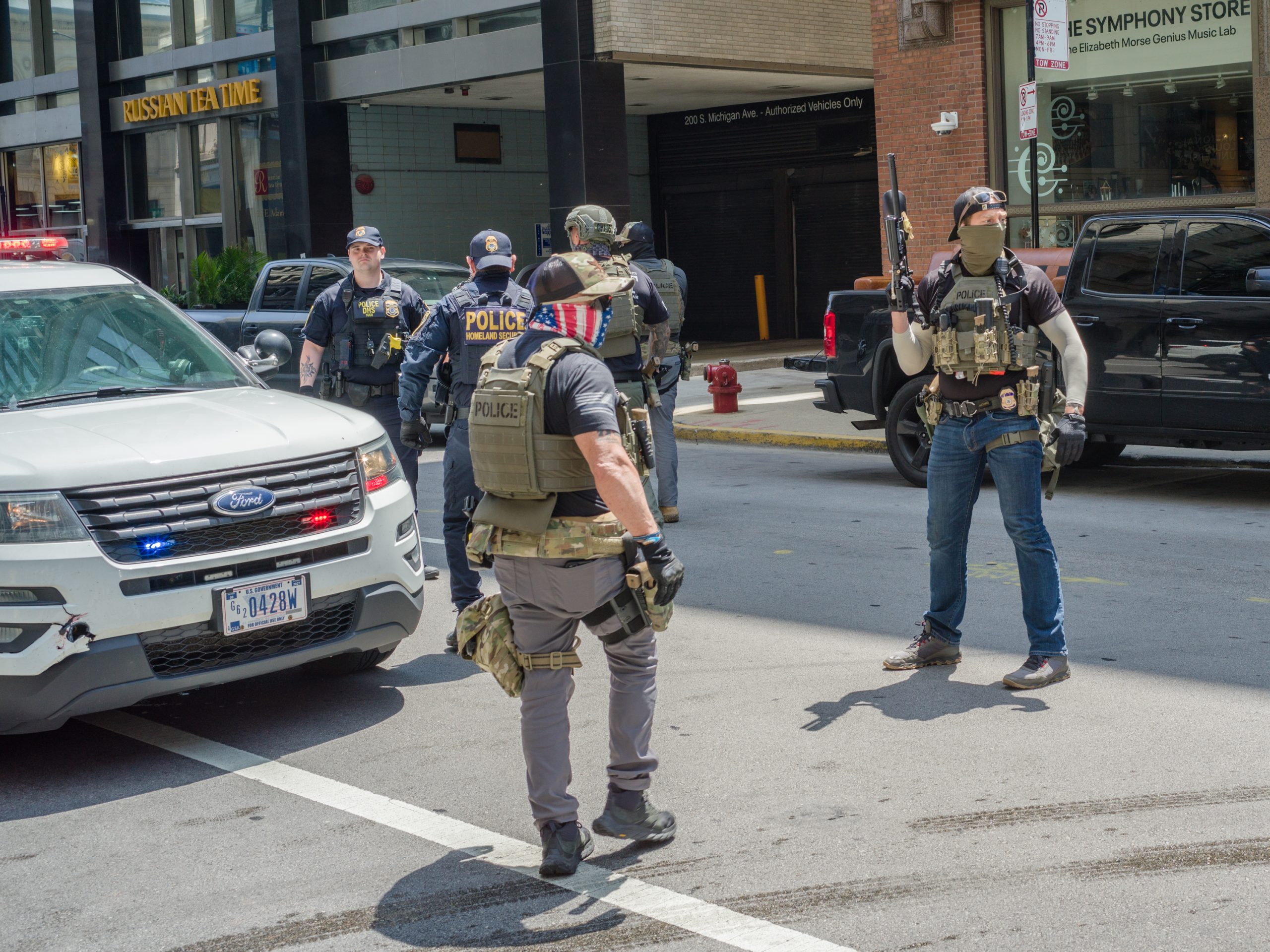 Featured image for Community Responses to ICE Activities in Chicago and Surrounding Areas