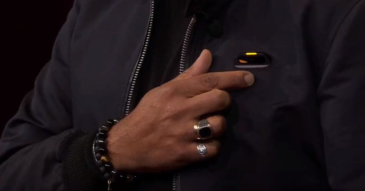 Featured image for "Star Trek-Inspired Comm Badge Competes with Apple Glasses for New iPhone"