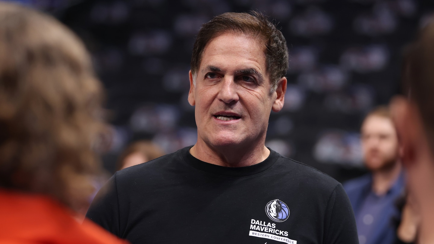 Mark Cuban to Sell Majority Stake in Mavericks to Adelson Family