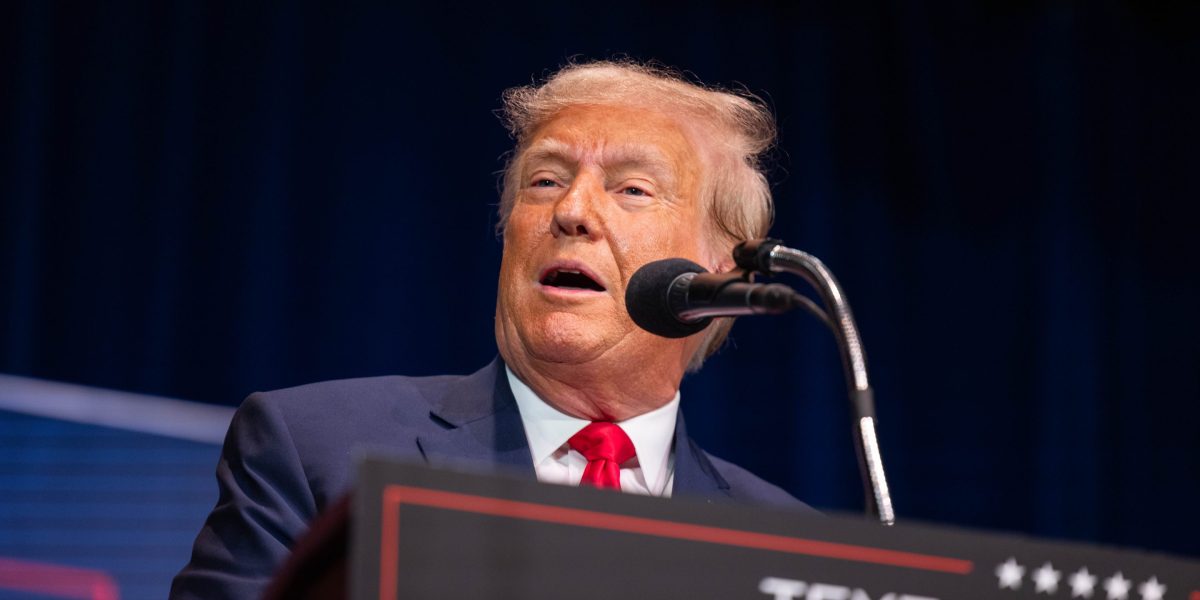 Featured image for Trump's New York Penthouse Size Revealed: 11,000 Sq Ft, Not 30,000