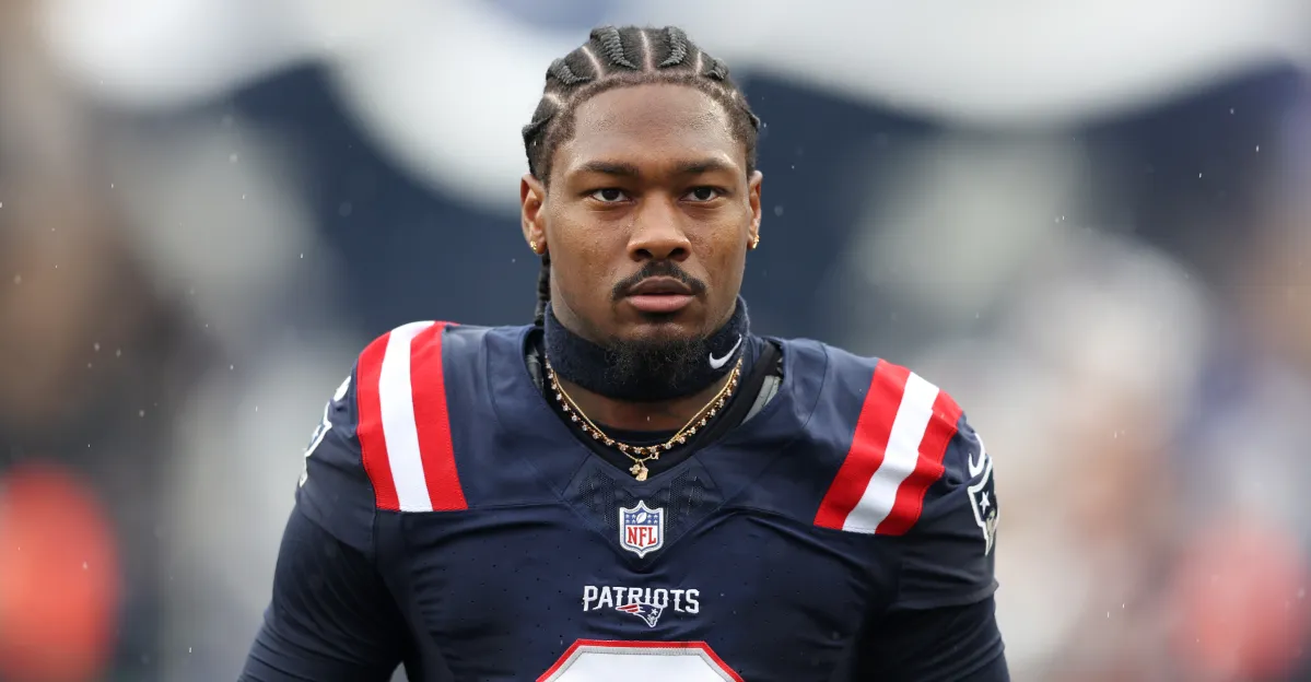 Featured image for Patriots' Stefon Diggs Faces Assault and Strangulation Allegations