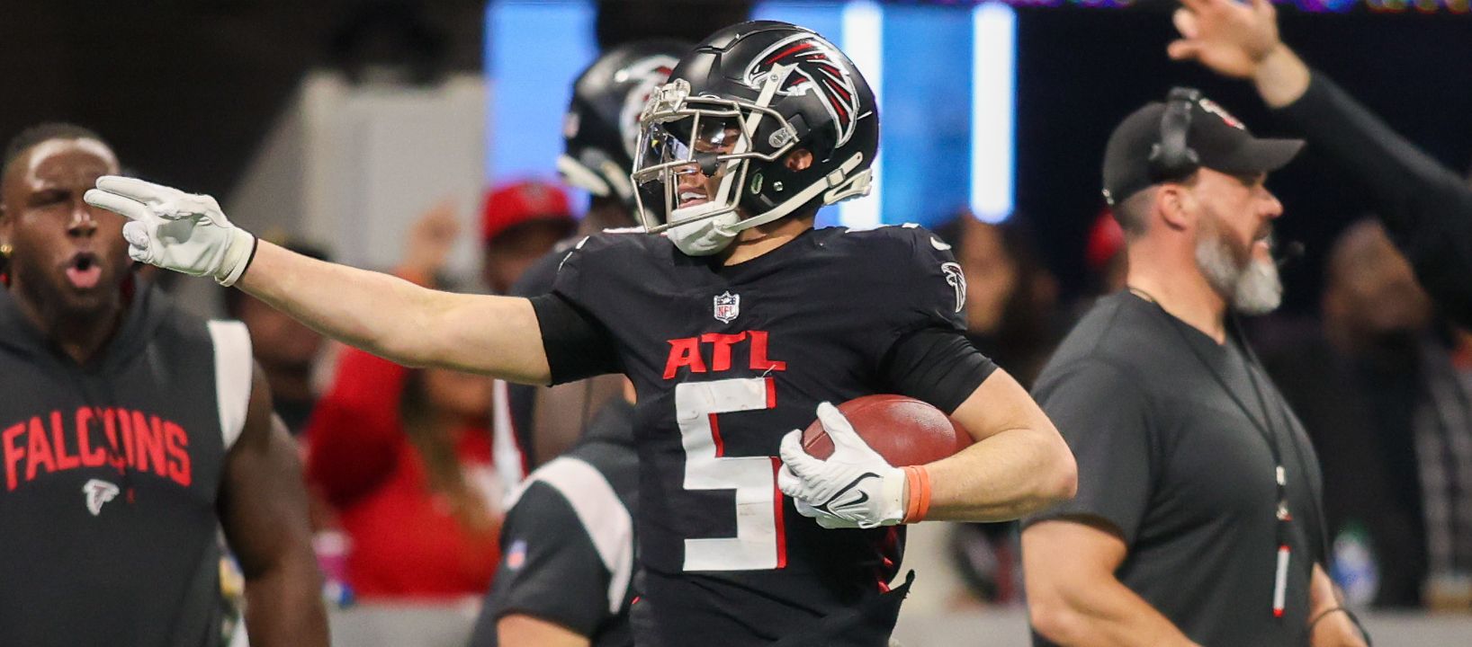 Featured image for 2025 Fantasy Football: Top Targets, Sleepers, and Overvalued Players