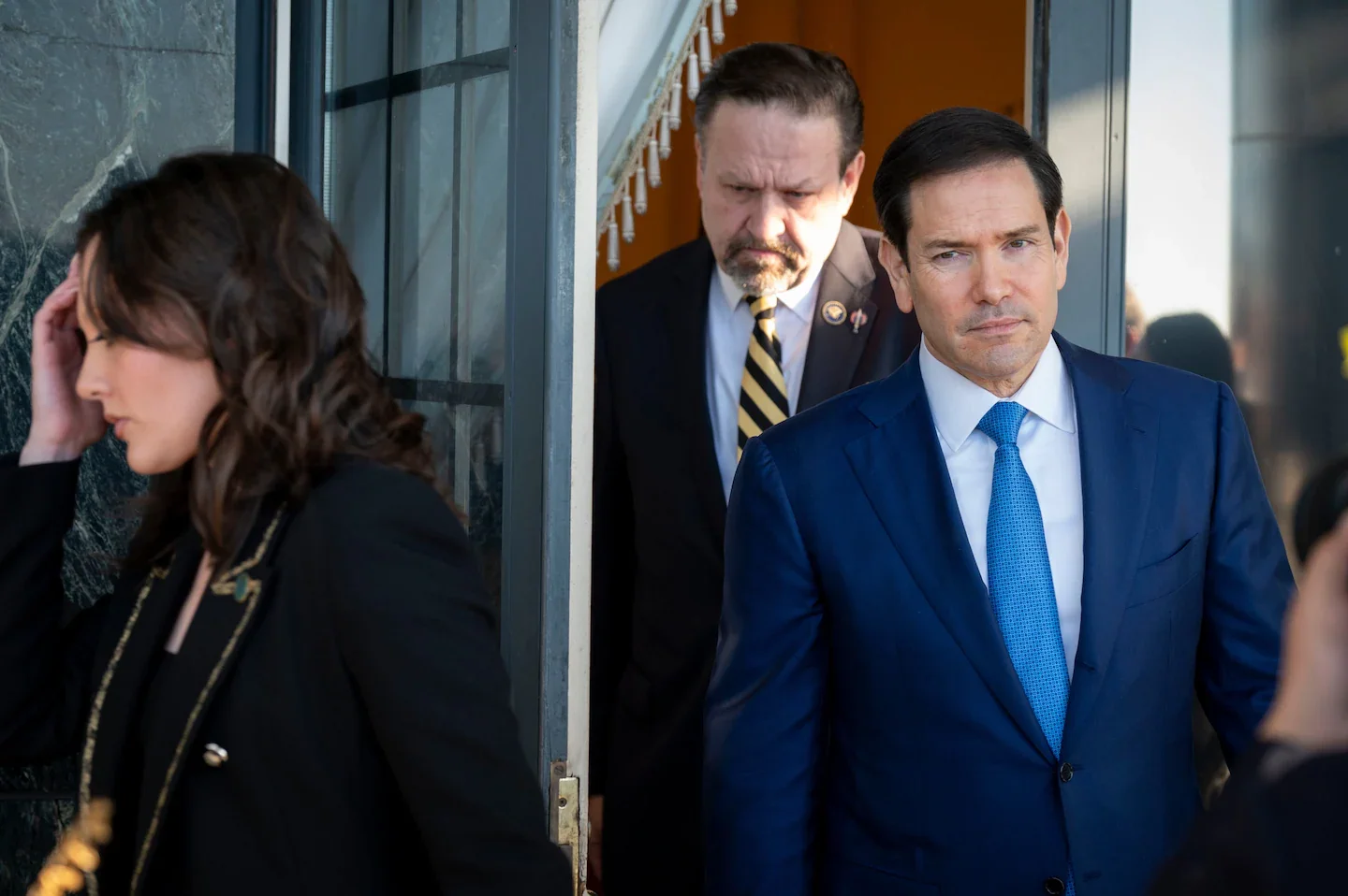 US Orders More Diplomats Out of Middle East Amid Iran Threat