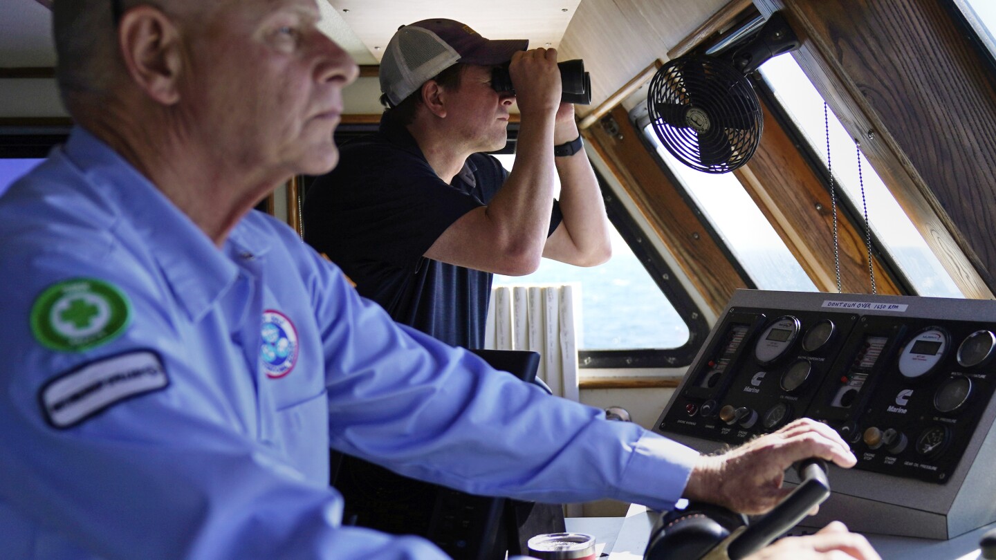 "US Boat Patrols Safeguard Jobs Amidst Offshore Wind Farm Expansion"