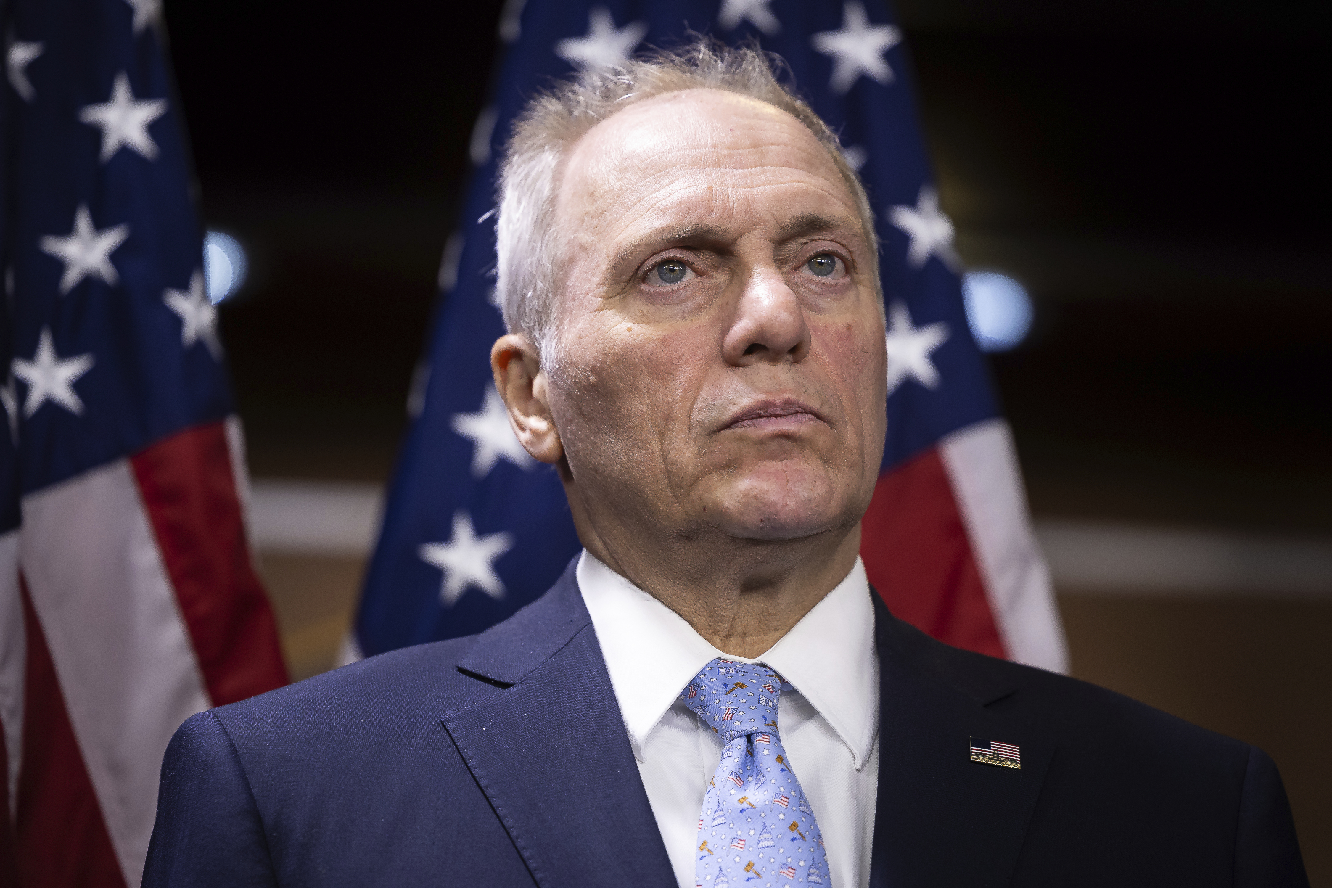 Featured image for GOP Divisions Threaten Trump Tax Bill Progress