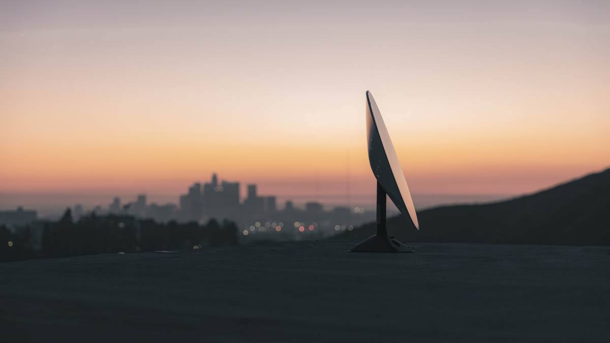 Featured image for "Starlink's High-Speed Internet Revolutionizes Rural Connectivity with Blazing Download Speeds"