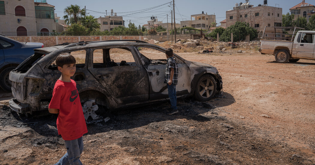 Featured image for Clashes Erupt as Israeli Settlers Attack West Bank Security Sites and Military