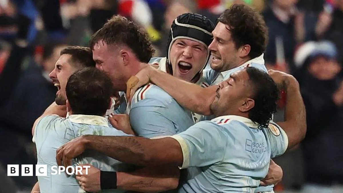 France edge England in nail-biter to seal back-to-back Six Nations