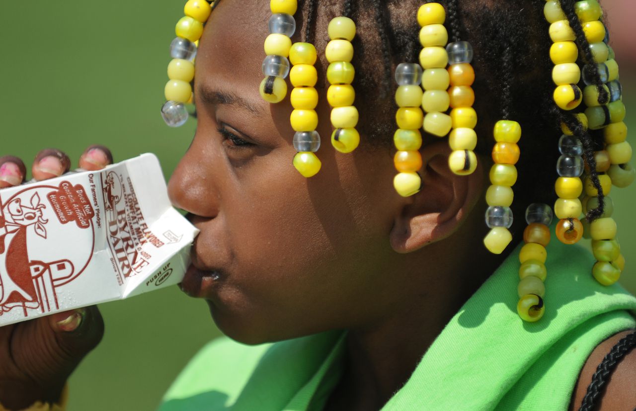 Featured image for Milk Carton Shortage Sends Schools Scrambling for Solutions