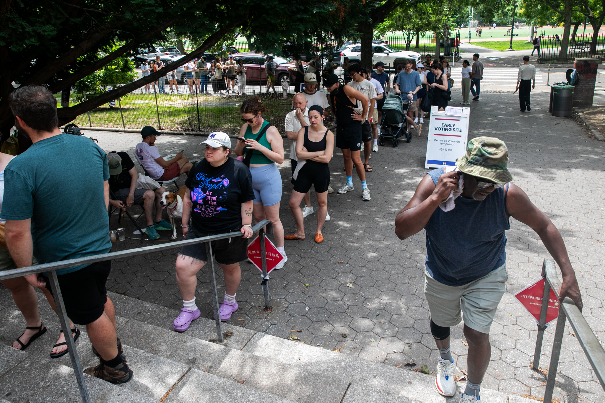 Featured image for Zohran Mamdani Leads in NYC Mayoral Race Amid Final Voting Push