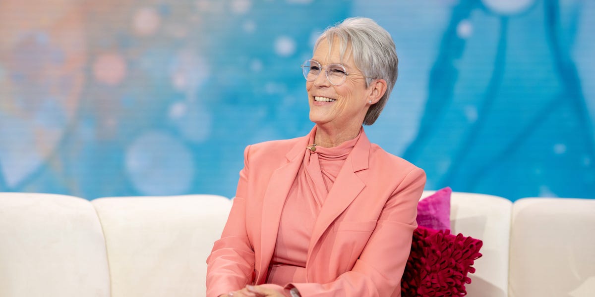 Featured image for "Jamie Lee Curtis: Reflections on Sobriety, Aging, and Inspiration"