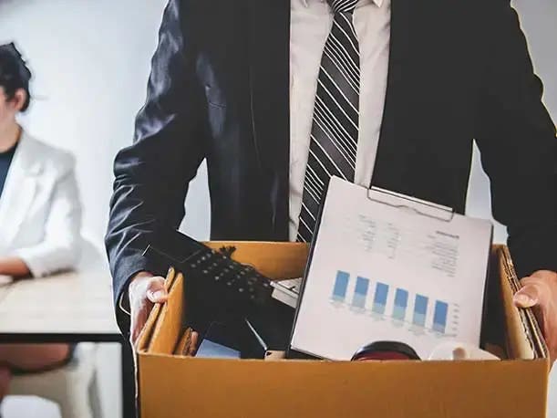 "Rising Costs and Automation Drive Tech Layoffs in Q1 2024"