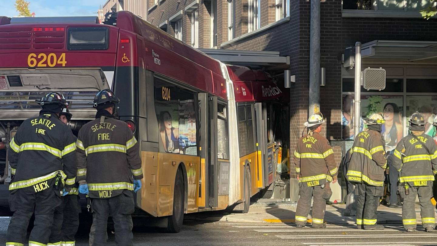 Tragic Bus Crash Claims Lives in Seattle Building Collision