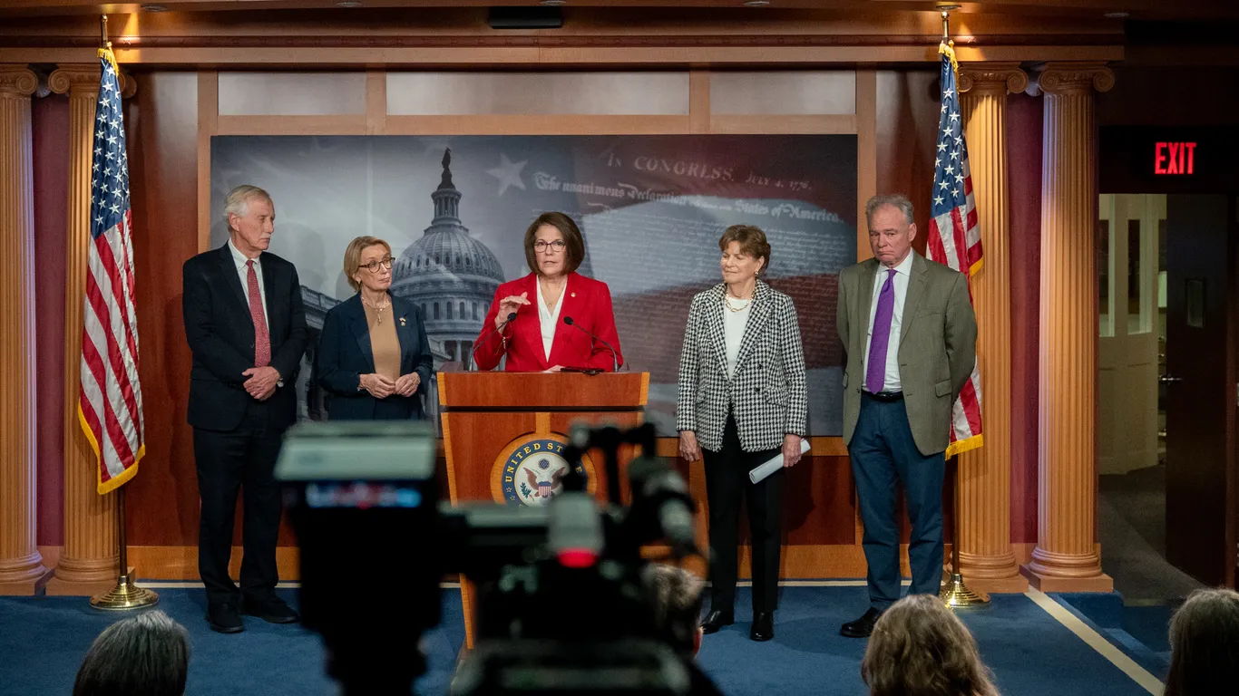 Featured image for Senate Democrats Agree to End Government Shutdown Without ACA Guarantee
