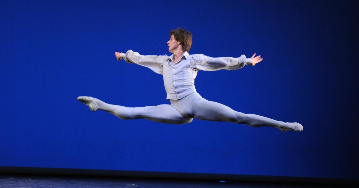 Featured image for Russian Ballet Star Vladimir Shklyarov Dies at 39 in Tragic Fall