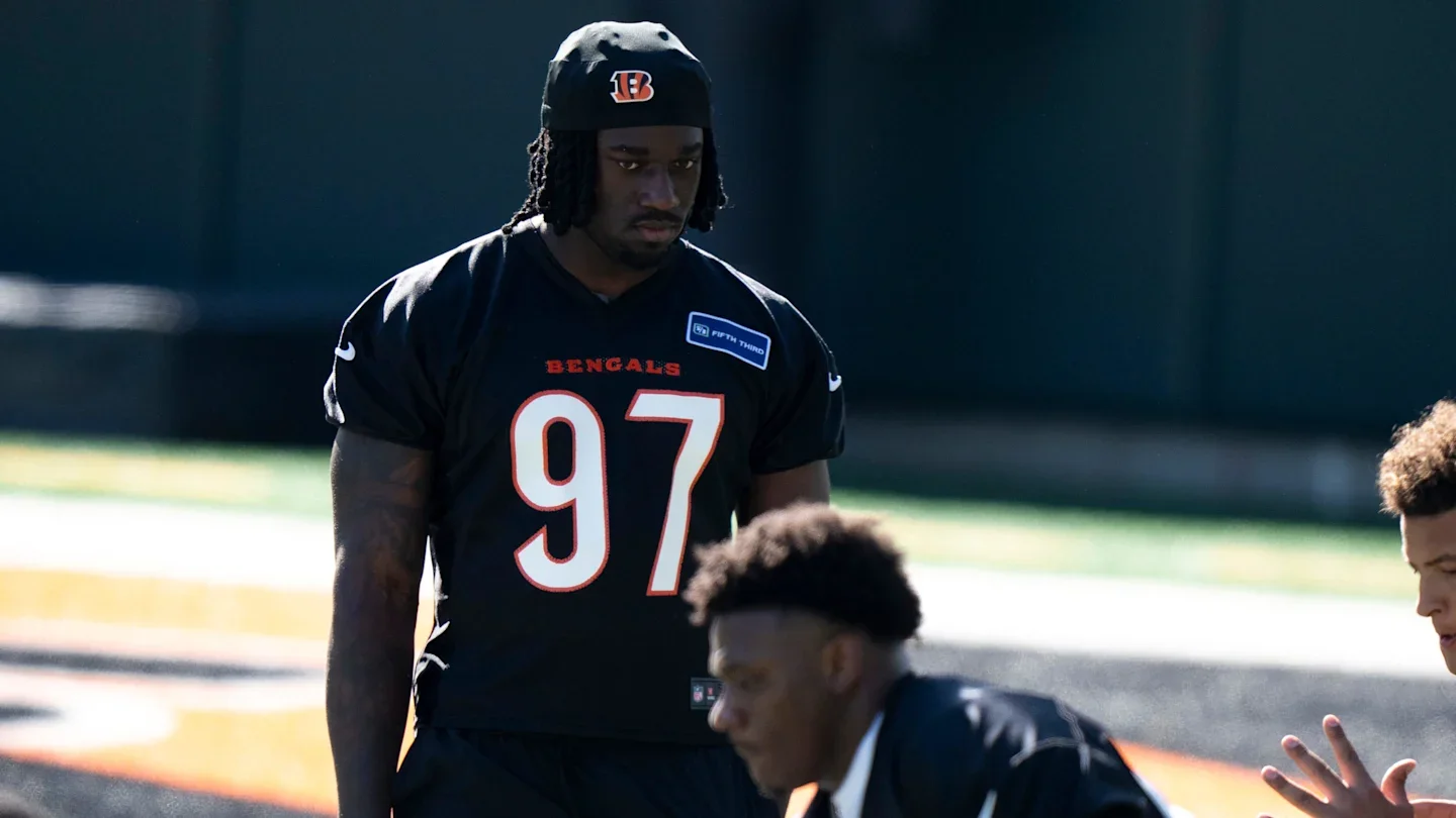 Broncos' Jahdae Barron Signs Rookie Deal, Bengals' Shemar Stewart Remains Unsigned