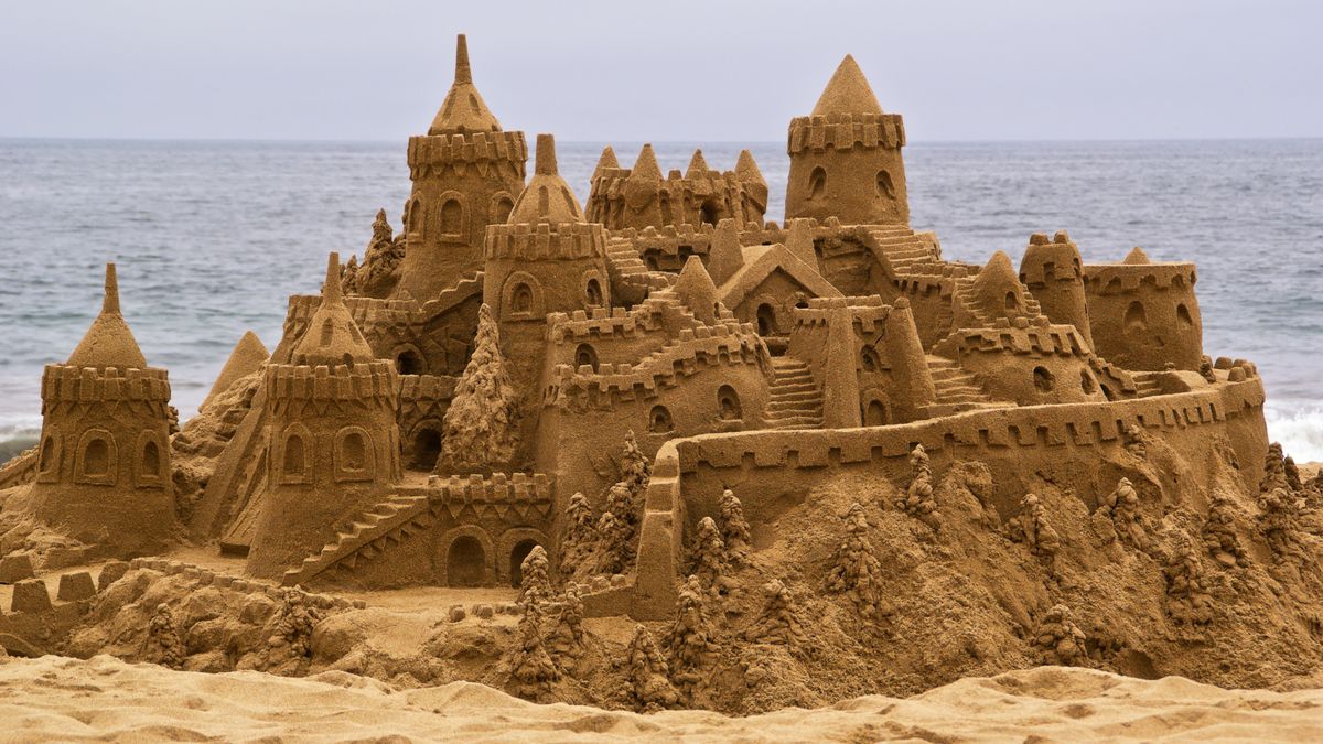 Featured image for "The Science Behind Sandcastles' Structural Integrity"