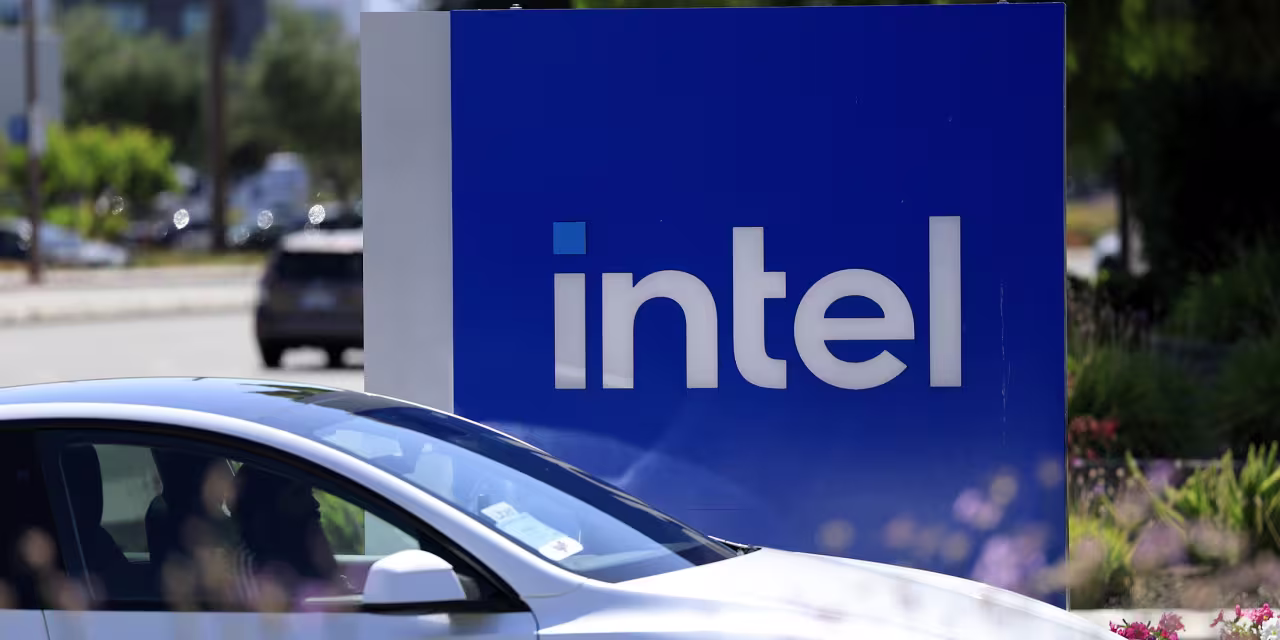 Featured image for Intel Stock Soars on Strong Q3 Earnings and Growing Chip Demand