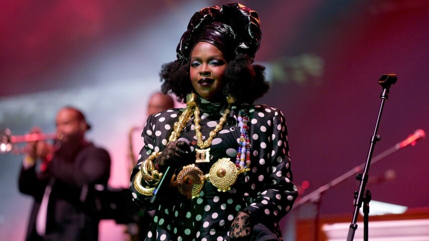 Featured image for Essence Festival Defends Lauryn Hill's Late-Night Performance