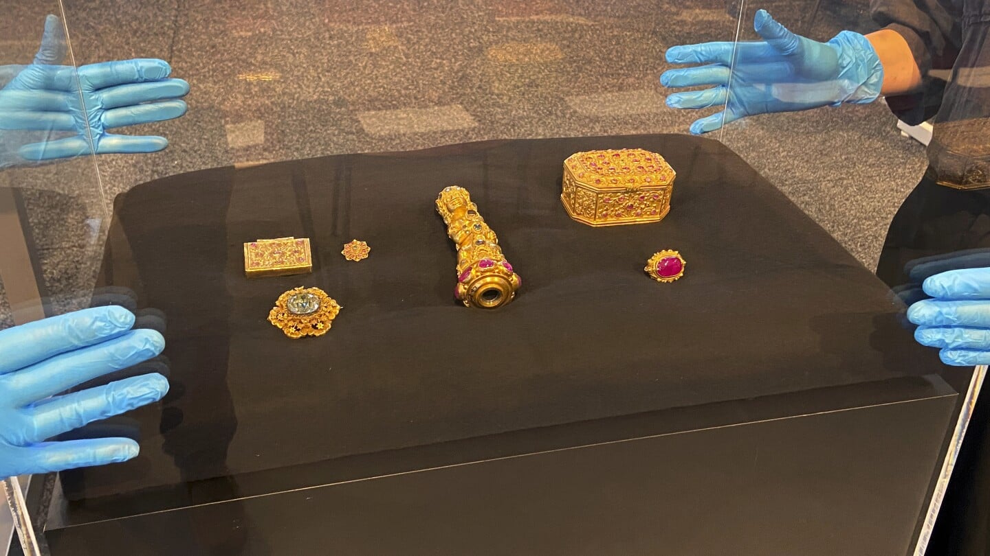 Featured image for "Indonesia's Triumph: Jewels and Temple Carvings Return in Global Restitution Effort"