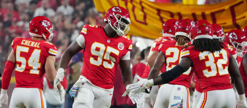 Featured image for Week 7 Fantasy Football: Top Defense Picks, Waiver Wire Targets, and Recap