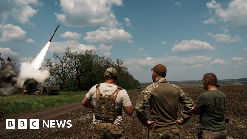 "Ukrainian Missile Strike Kills Dozens of Russian Troops Waiting for Inspection"