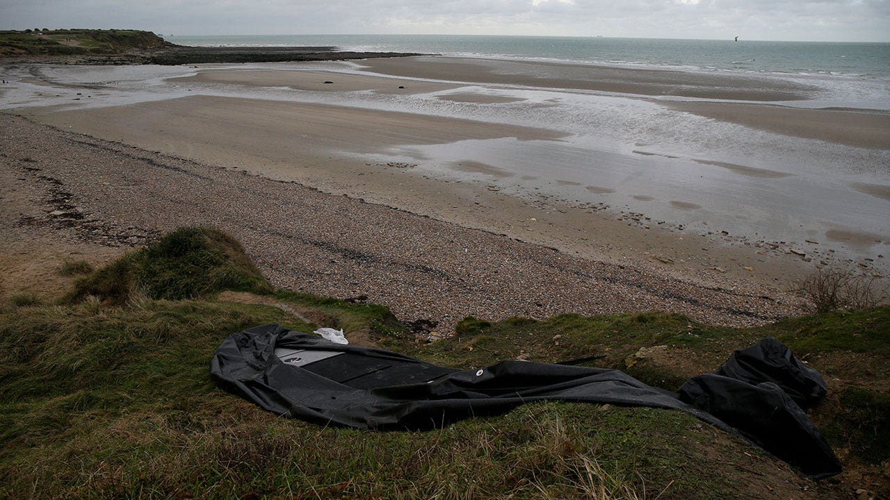Featured image for Tragedy Strikes as Migrant Boat Sinks in English Channel