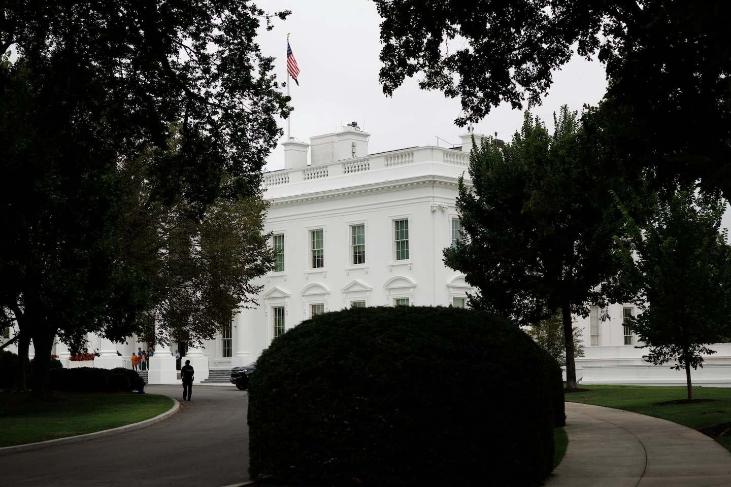 Featured image for Trump Unveils Lincoln Bathroom Renovation with Marble and Gold Fixtures