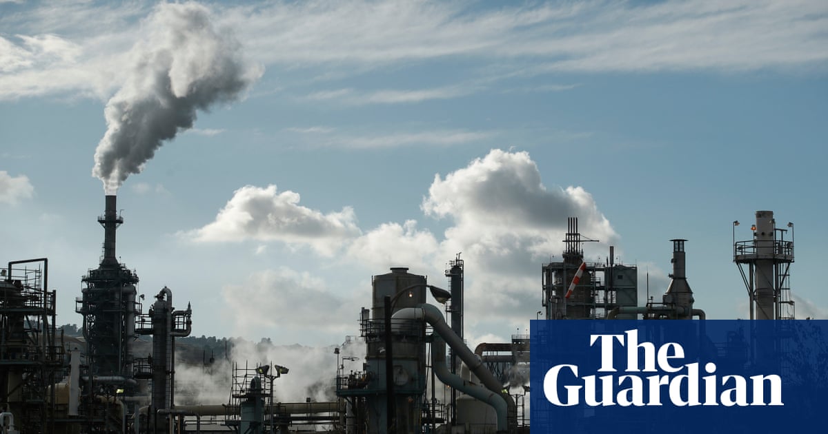 Featured image for Top Democrats Push DOJ to Probe Big Oil for Climate Deception and Price Collusion