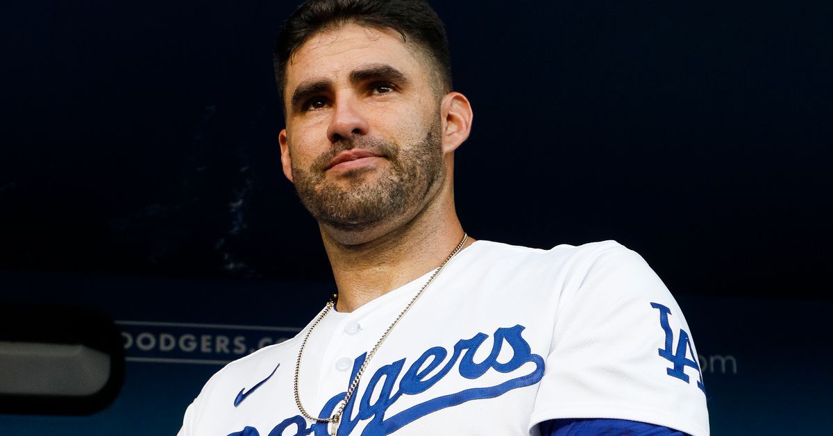 Featured image for "Mets Sign J.D. Martinez to Boost Lineup with Deferred Payments"