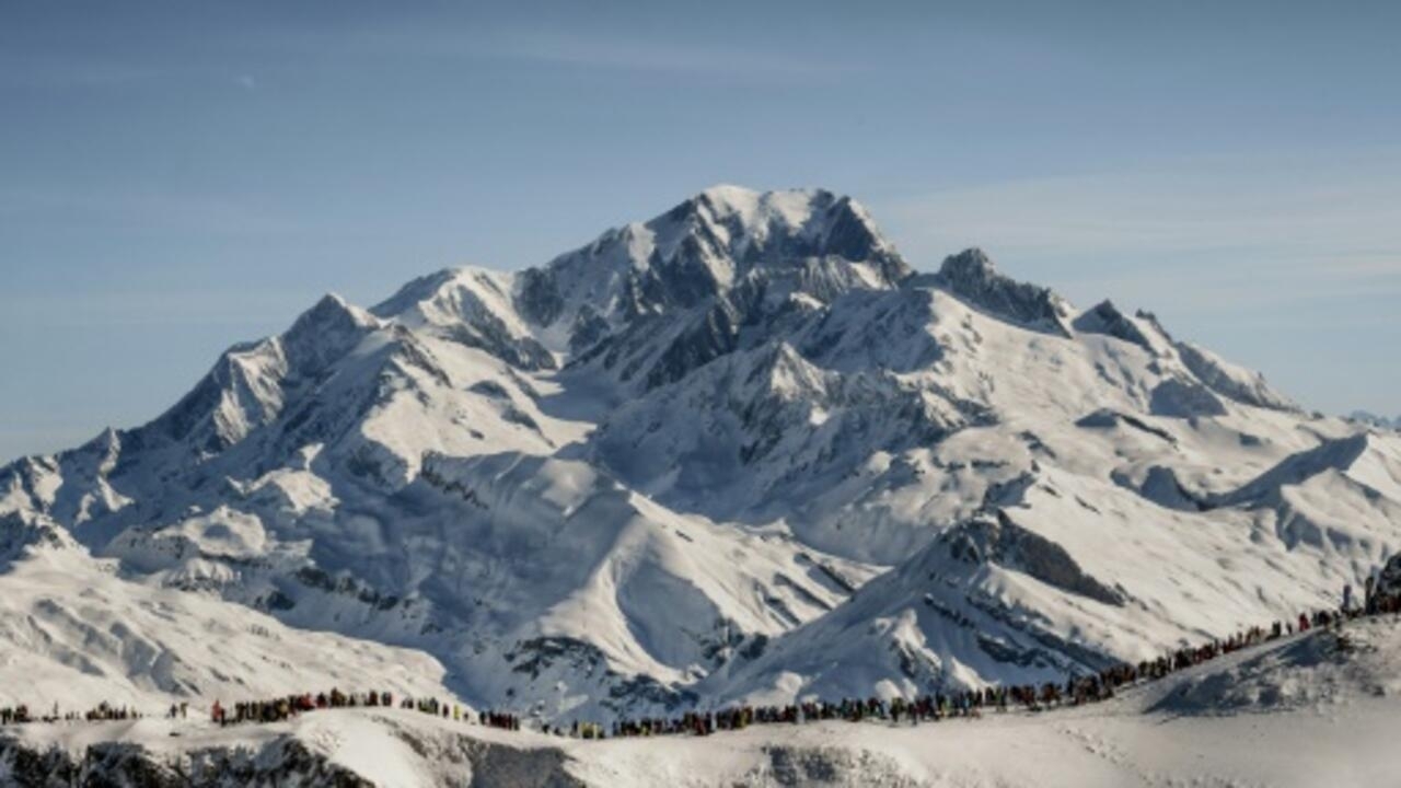 Featured image for Mont Blanc's Dramatic Shrinkage: A Cause for Concern