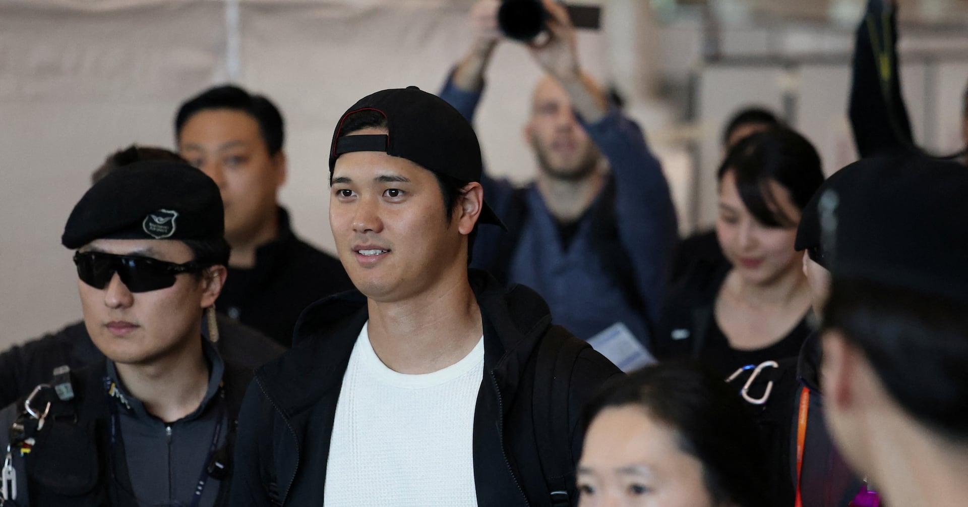 Featured image for "Shohei Ohtani Introduces Wife Mamiko Tanaka as Dodgers Visit South Korea"
