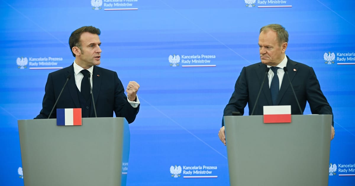 Featured image for Tusk and Macron Deliberate EU Peacekeeping Role in Ukraine