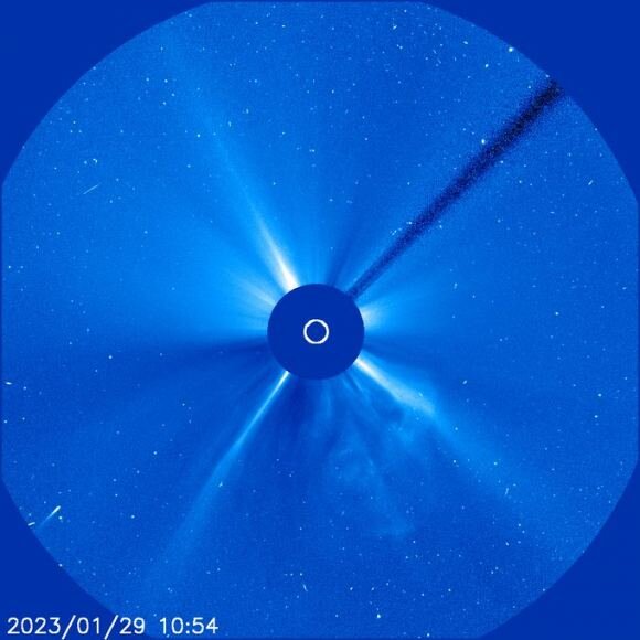 Uncovering the Cause of a Solar Storm's Impact on Starlink Fleet.