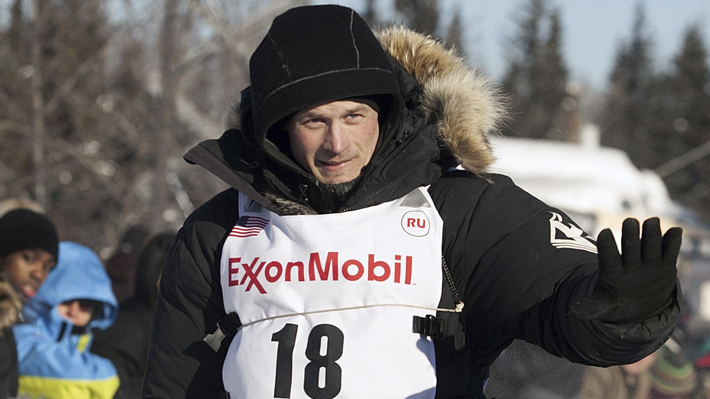 Featured image for Iditarod Champion Penalized for Moose Gutting Violation