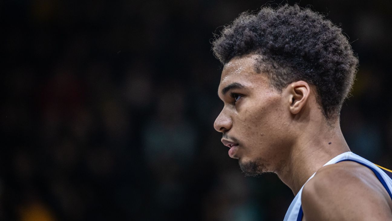 Featured image for Victor Wembanyama Declares for 2023 NBA Draft with Bilal Coulibaly