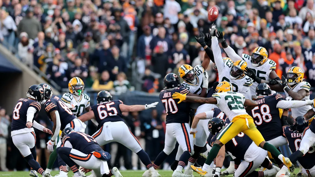 Featured image for NFL Confirms Packers' Game-Winning Block Against Bears Was Legal