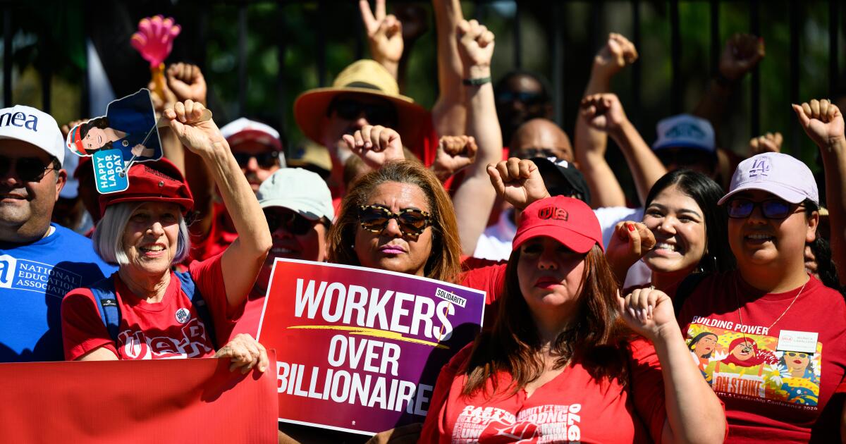 Featured image for Nationwide Labor Day Rallies Protest Trump, Support Workers