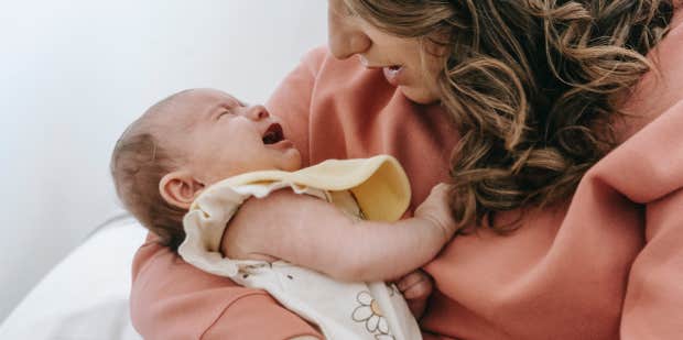 Mother's Emotional Disconnect During Pregnancy Leads to Feeling Estranged from Her Own Child