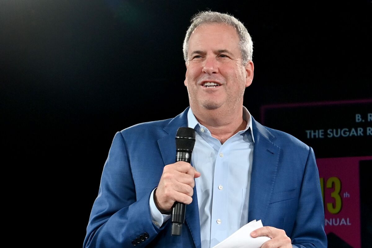 Featured image for B. Riley-Backed Franchise Group Files for Chapter 11 Bankruptcy