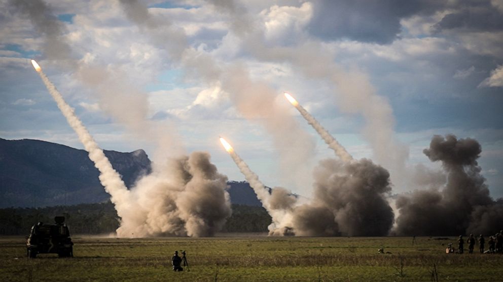 "US and Australia Strengthen Military Alliance to Counter China's Influence"