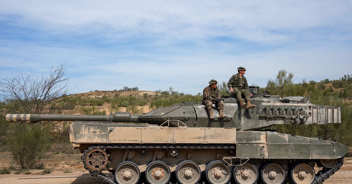 "Biden's Ukraine Strategy Shifts Amid Escalating Russia Conflict"