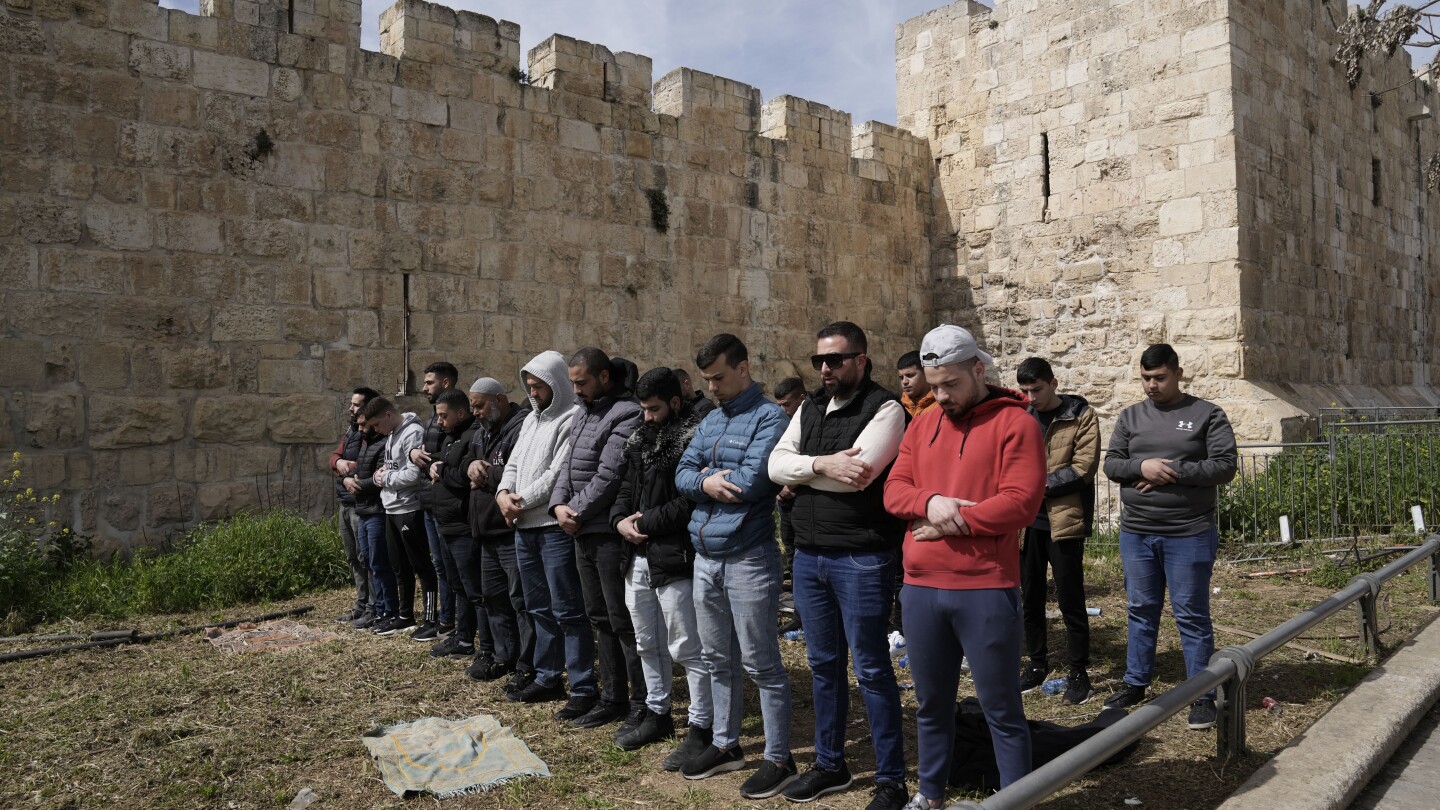 "Escalating Crisis: Gaza Aid Convoy Attack Sparks Global Outcry"