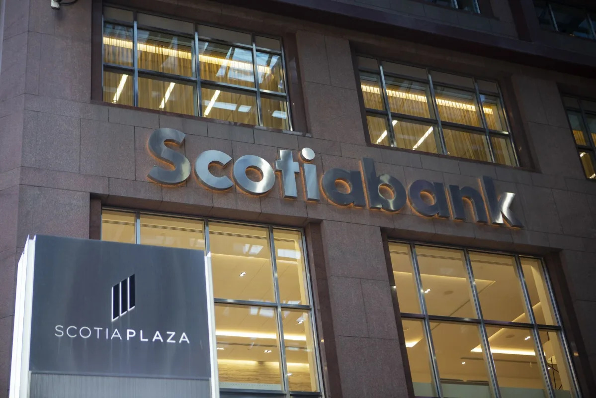 Featured image for Scotiabank's Q4 Profits Drop Due to Higher Credit Provisions